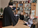 В Брянковском колледже ЛГПУ состоялась встреча студентов со священнослужителями Стахановского благочиния
