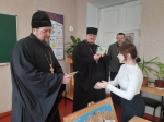 В Брянковском колледже ЛГПУ состоялась встреча студентов со священнослужителями Стахановского благочиния