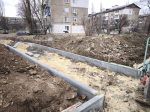 В микрорайоне №4 начались работы по созданию безопасной пешеходной инфраструктуры.