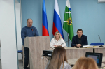 Глава Брянки провел расширенное аппаратное совещание с участием представителей предприятий и учреждений города