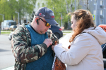 В Брянке стартовала акция «Георгиевская ленточка»: символ памяти объединяет горожан